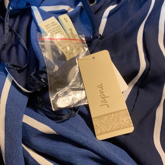 NWT Blue and white romper - Picture 3 of 3